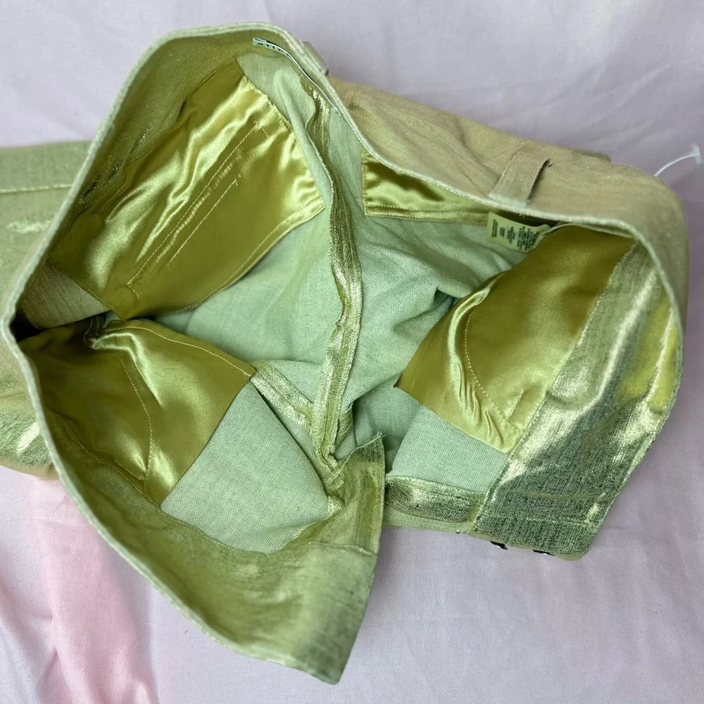Alice + Olivia shimmery shiny metallic gold linen cotton Bermuda designer shorts